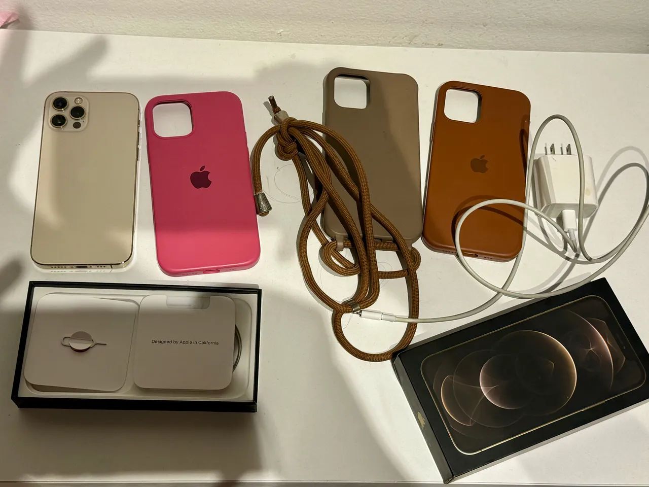 iPhone 12 Pro 128 gb dourado - Celulares e Smartphones - Jardim