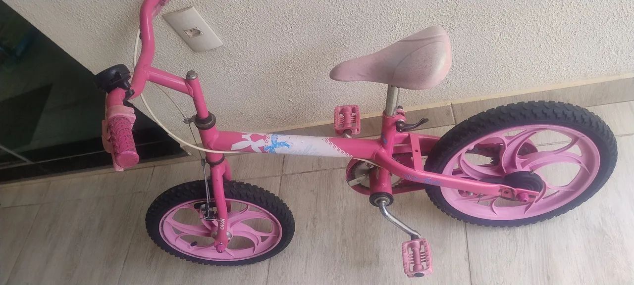 Vendo bicicleta da barbie - Foto 2