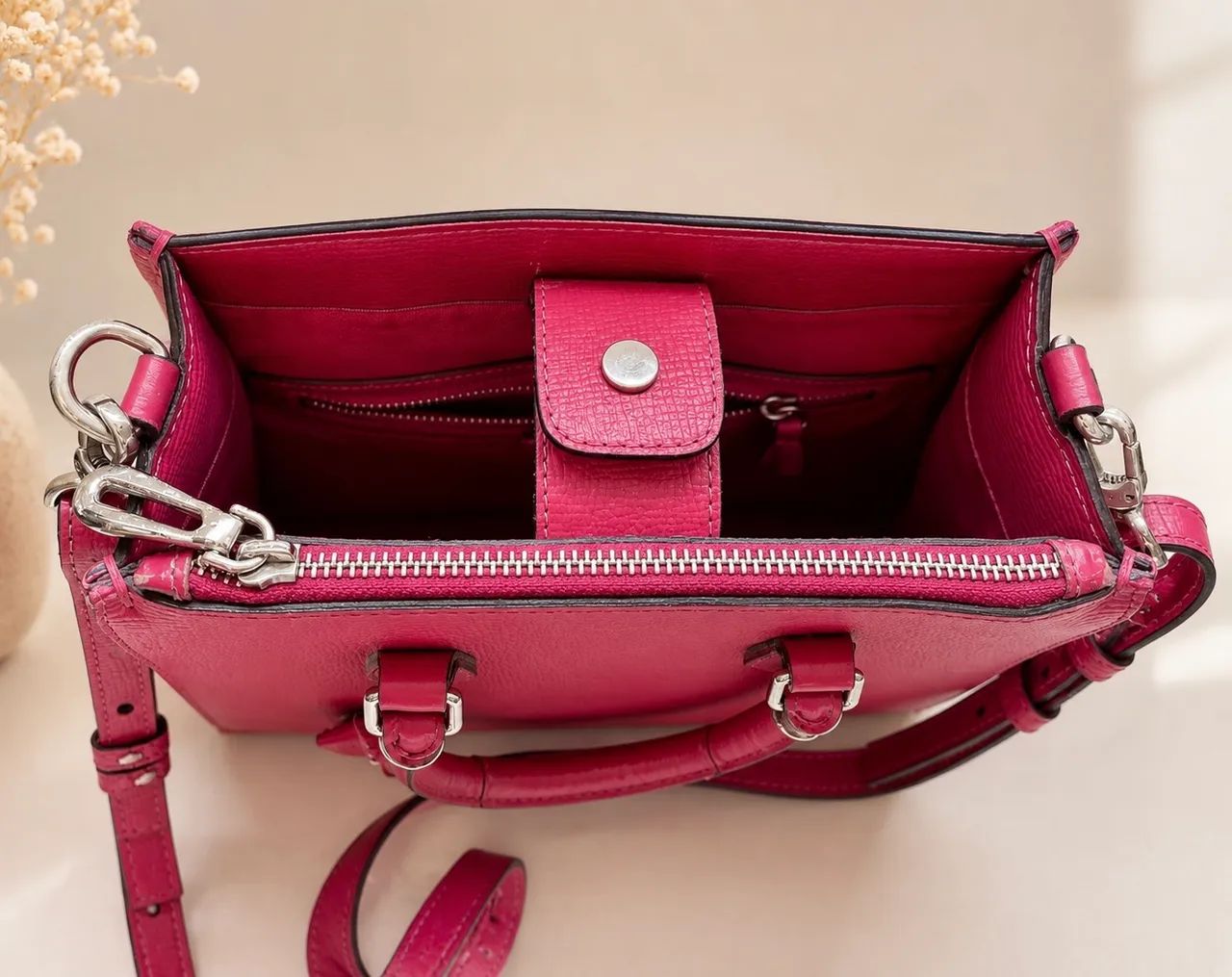 bolsa schutz lorena mini . cor pink. 100% couro.  - Foto 3
