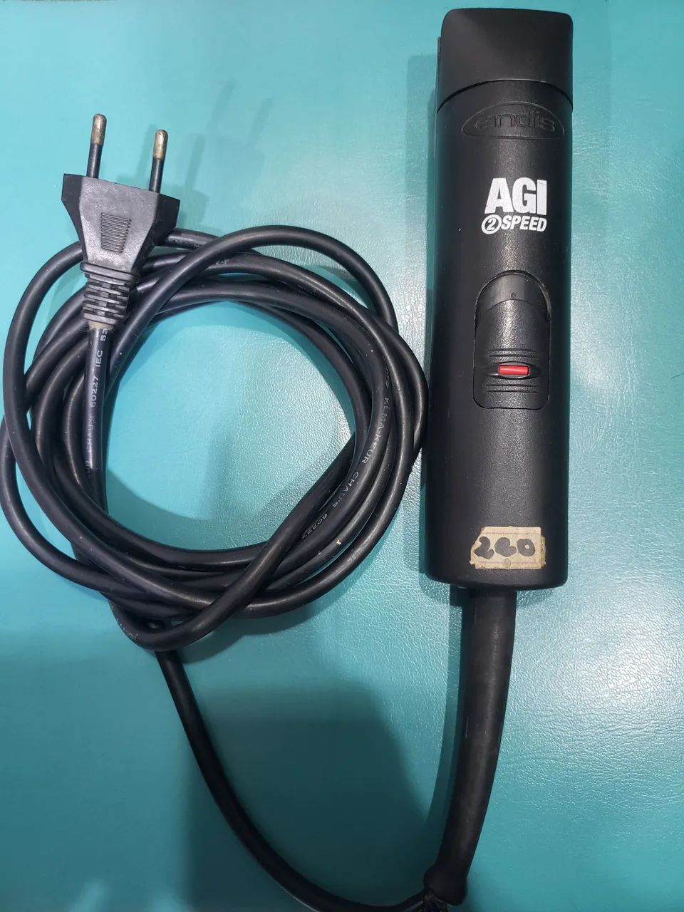 Máquina de tosa Andis 220v e 3 lâminas - Foto 3