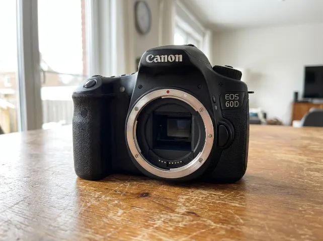 Canon EOS 60D (Corpo ou Kit) 