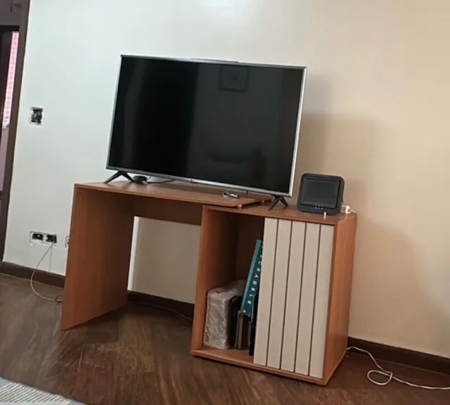 Mesa de computador 467357280135424000
