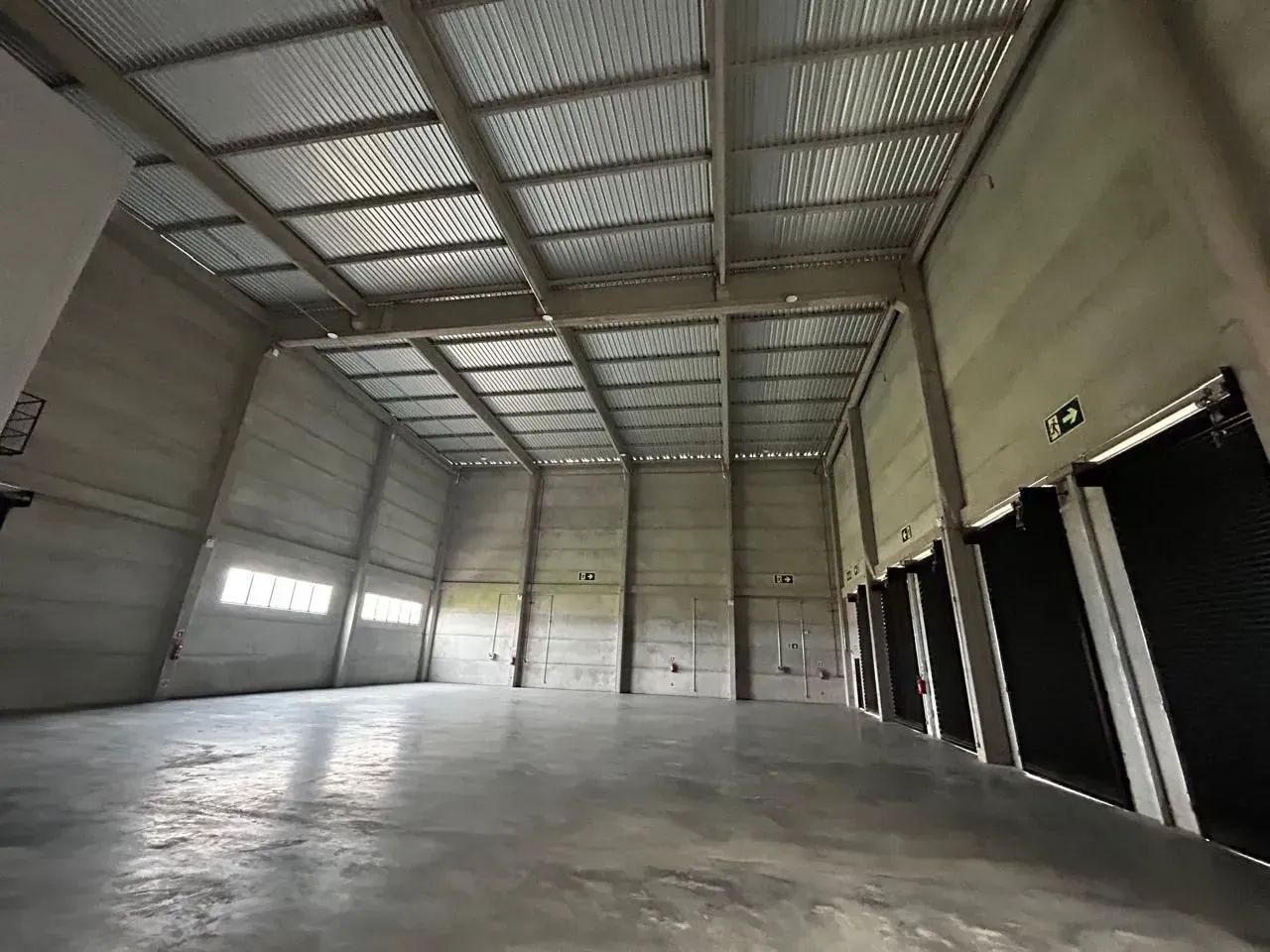Galpões de 680 m2 Navegantes Bairro Volta Grande - Foto 4