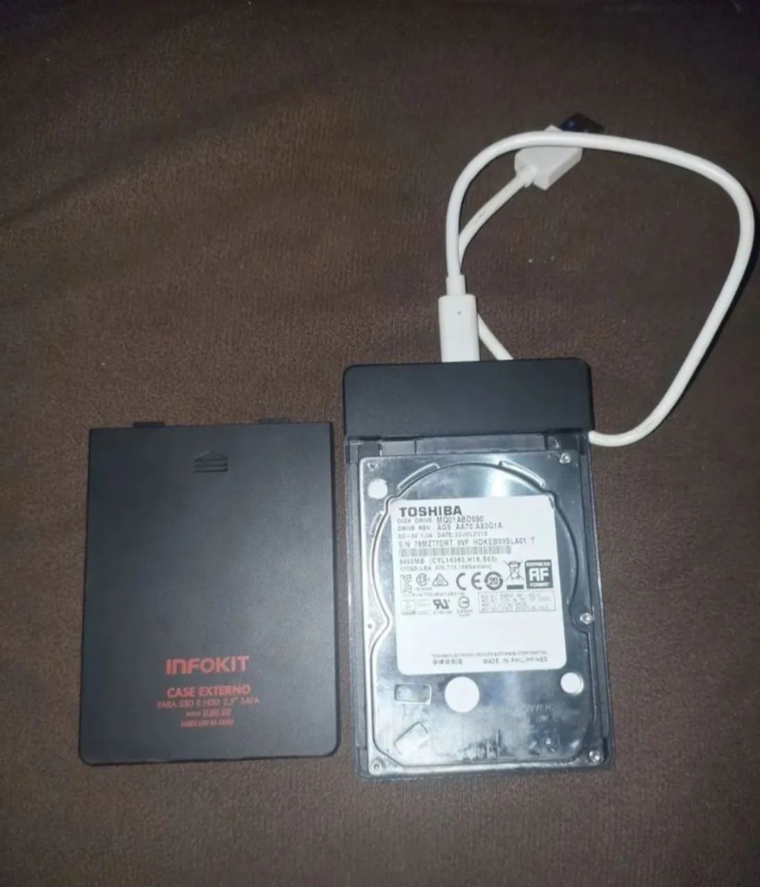 Ps4 slim 1Tb com controles - Foto 5