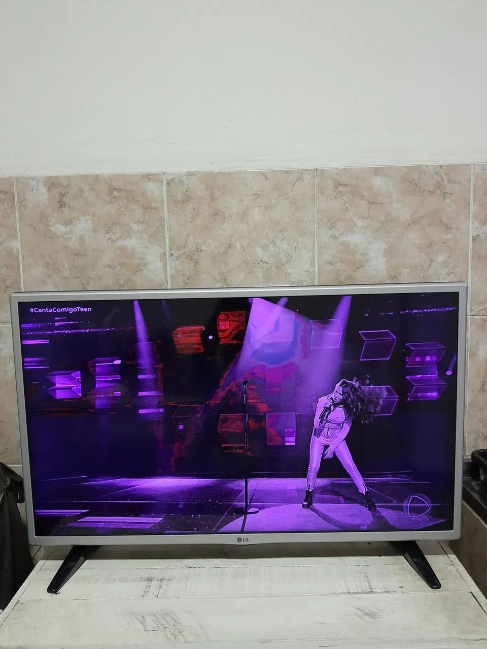 Vende se TV  LG  32 POLEGADAS  - Foto 2