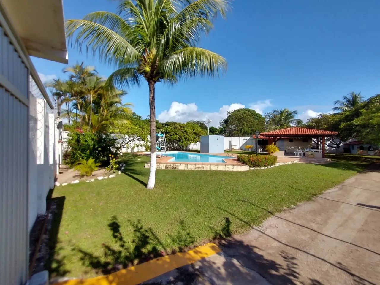 Aluguel temporada Guarajuba(Monte Gordo)