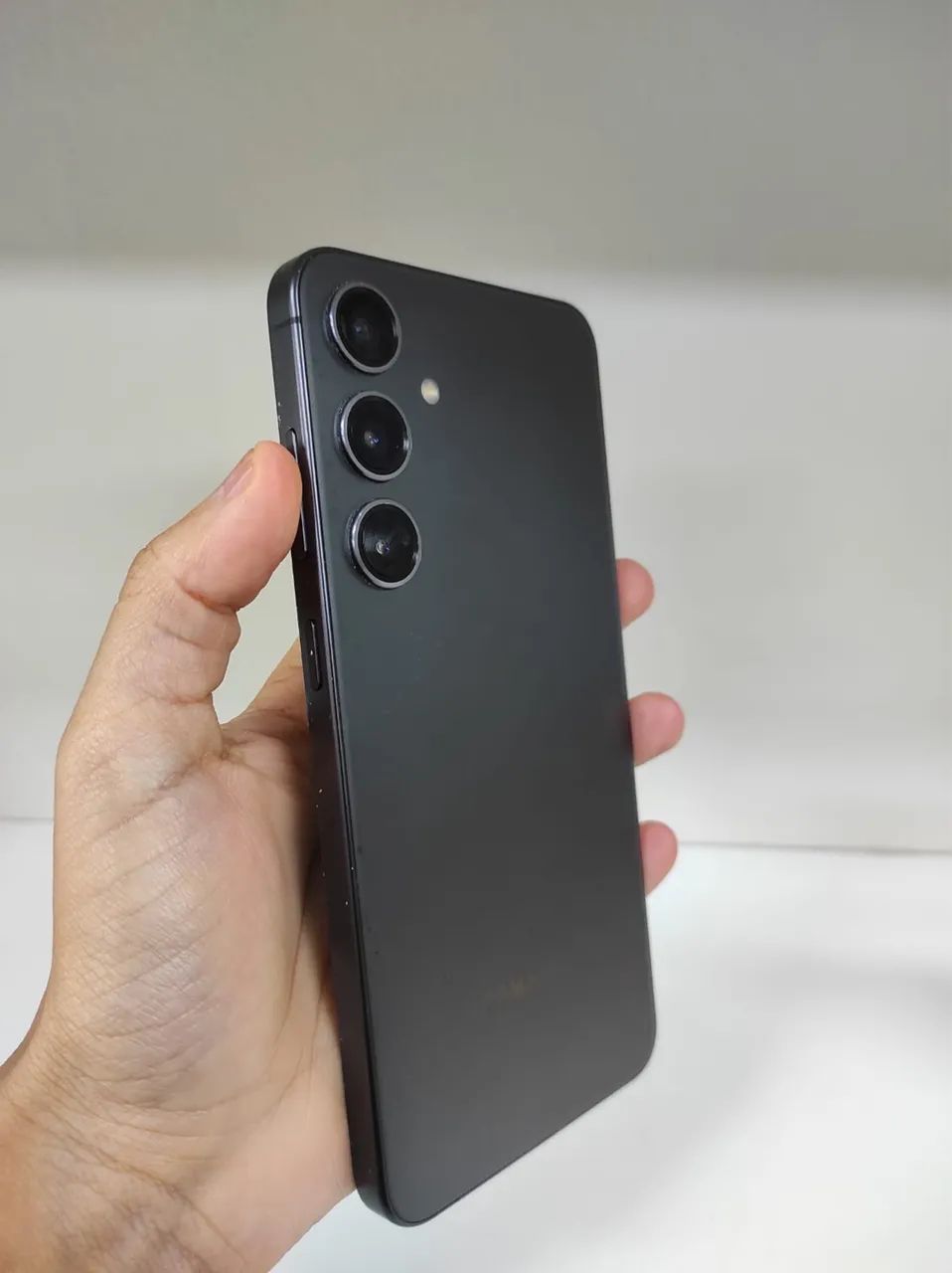 Samsung Galaxy S24+ 512G 12RAM  - Foto 3