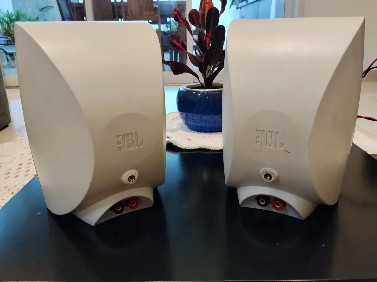 Caixa outdoor JBL , falantes de 4 polegadas , tocam muito ! - Foto 3
