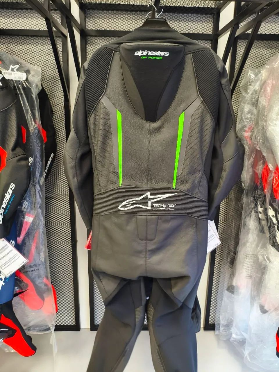 Macacão Alpinestars 1PC 54 - Roupas Esportivas - Bom Princípio