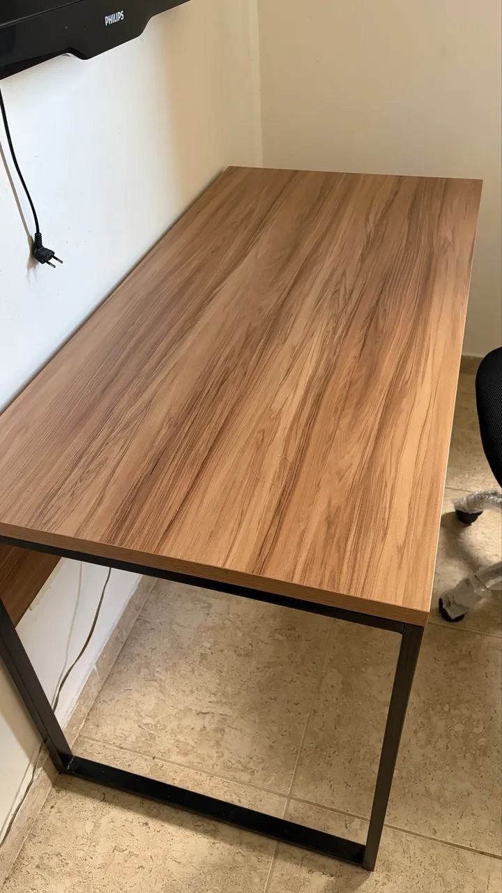 Mesa e Cadeira de escritório
