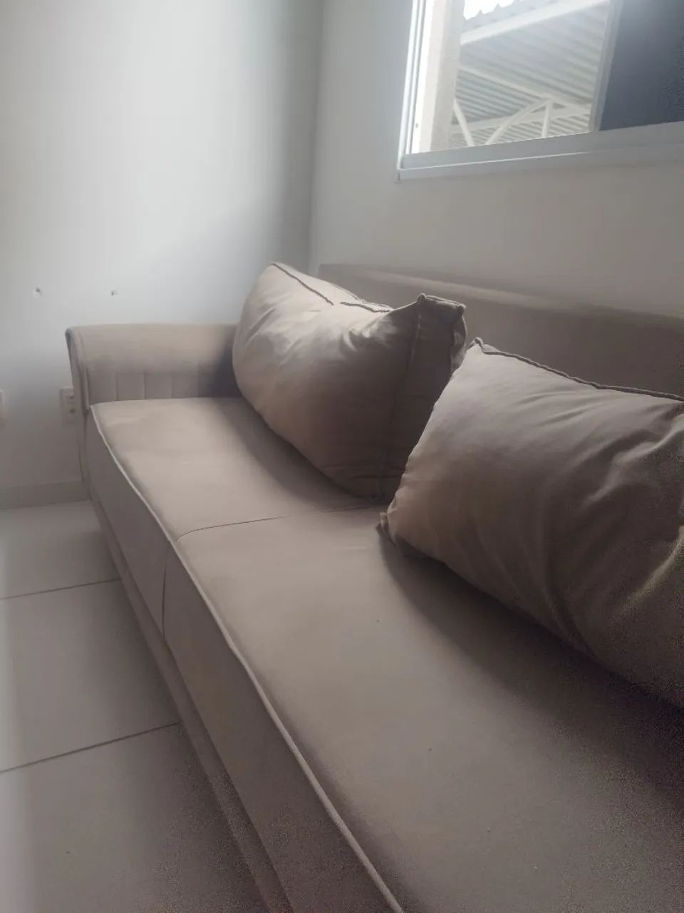 Elegante sofá de 2.30 mtrs - Foto 3