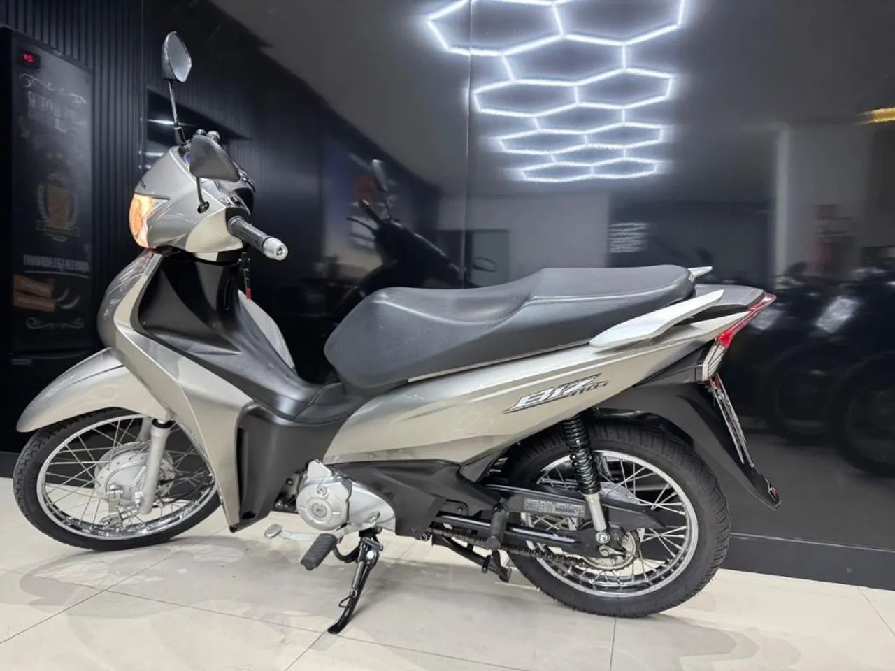 BIZ 110i 2024 R$ 14.900,00 - Foto 5