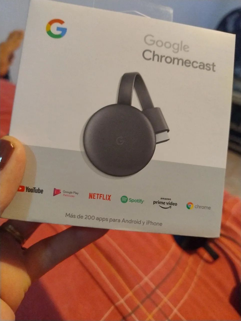 Chromecast na caixa em perfeito estado de uso