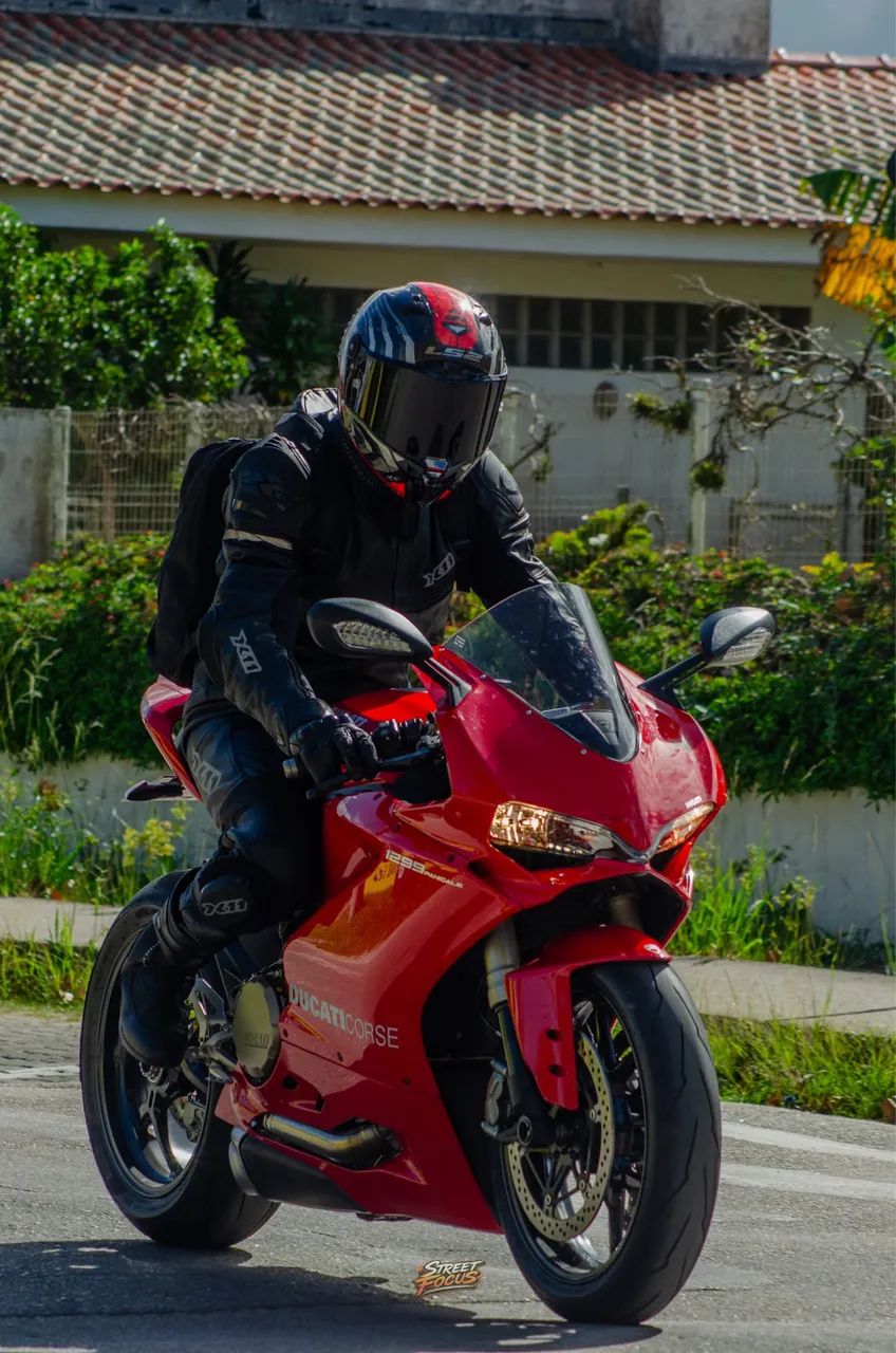Ducati Panigale 1299 - Foto 2