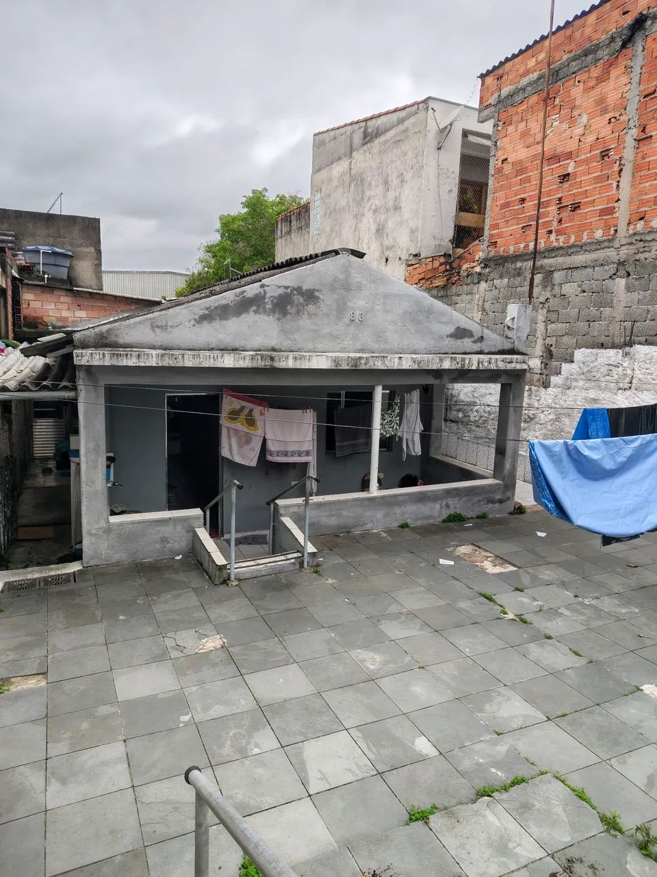 Terreno 10x25 com uma casa antiga. - Foto 5