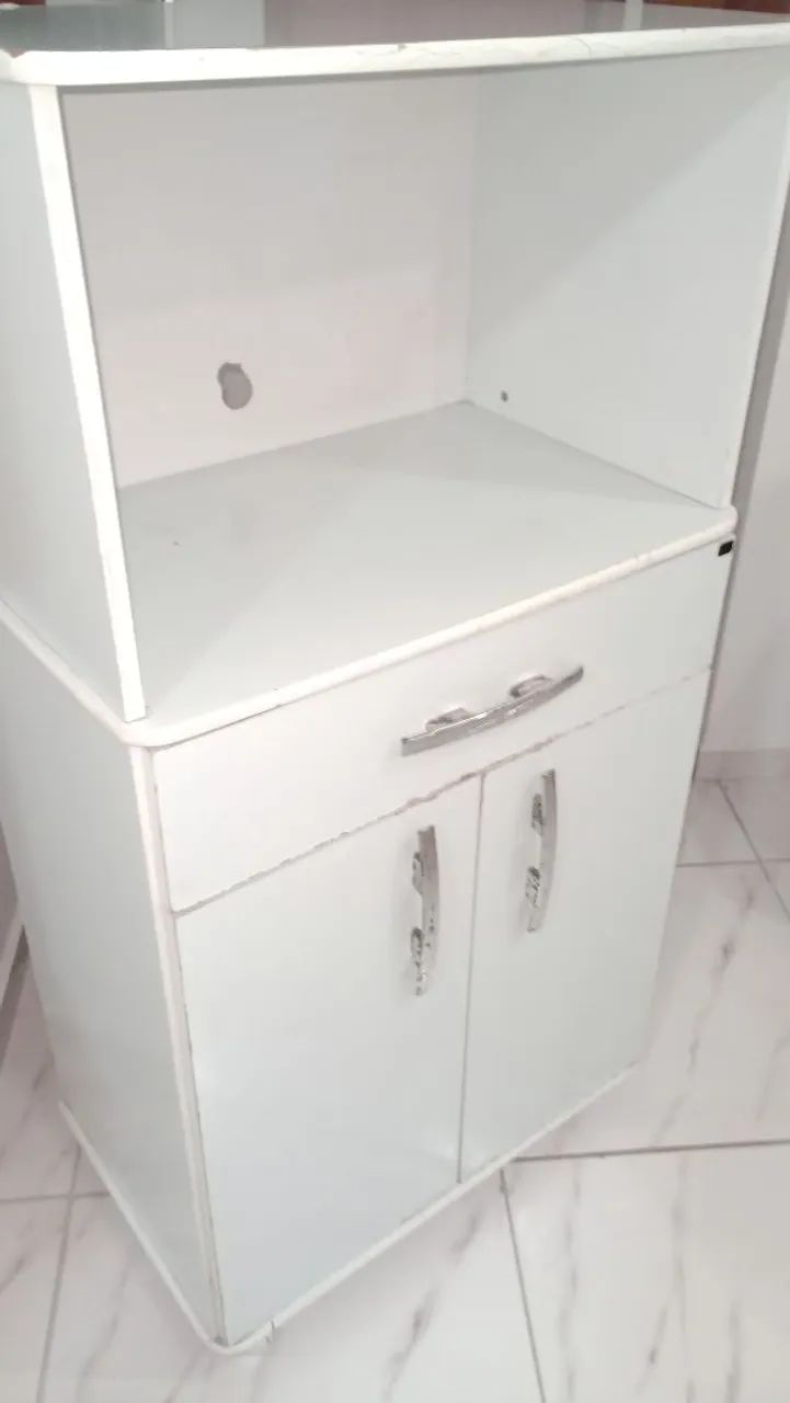 ARMÁRIO MULTIUSO MICROONDAS E GERAL