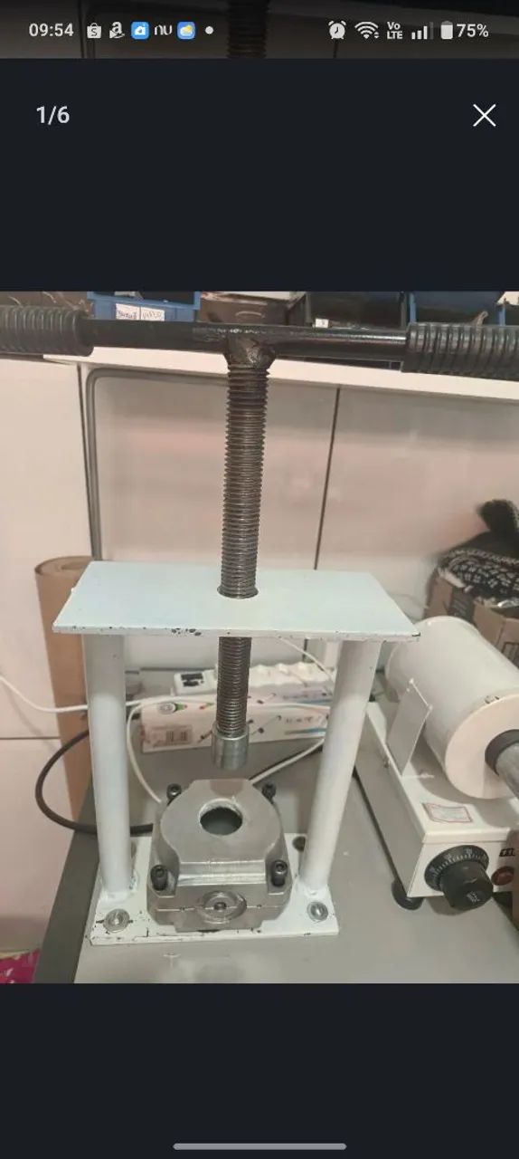 Injetora Manual Prótese Flexível Completa110v + kit pouco uso  - Foto 3