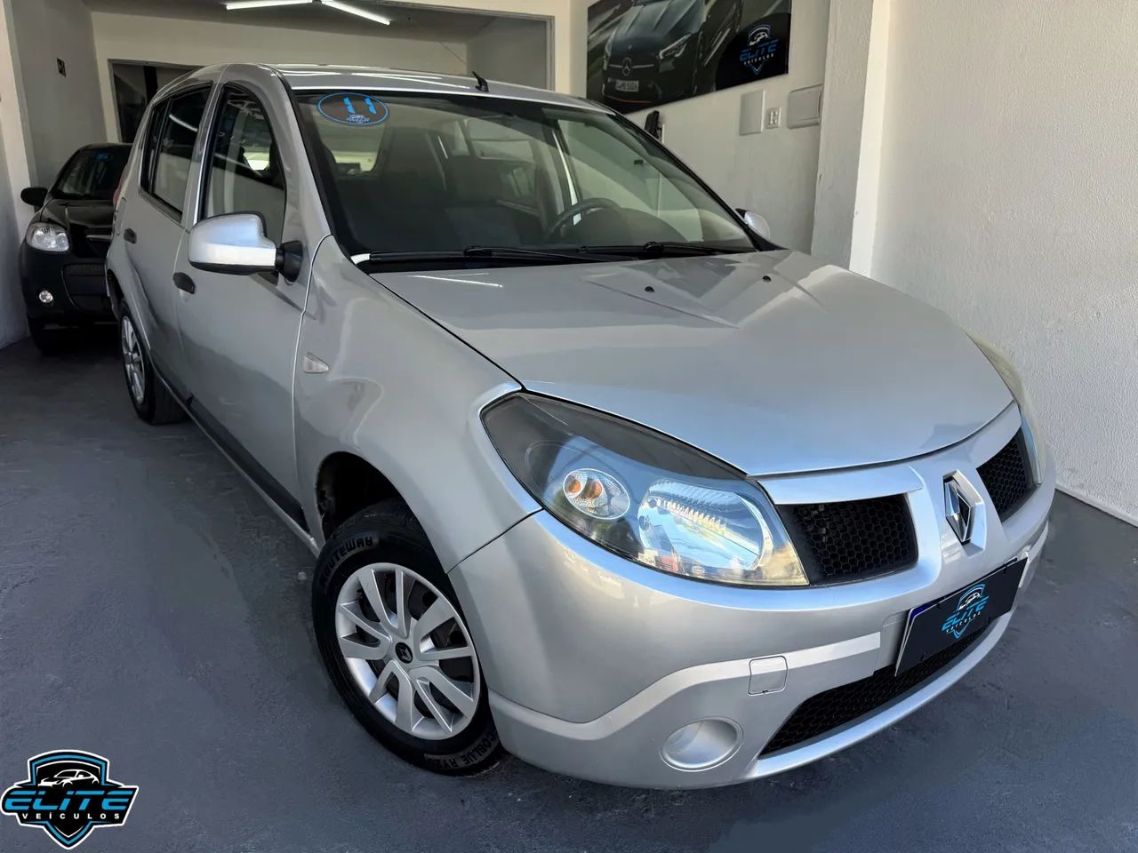 Renault Sandero Expression Hi-flex 1.0 16V 5P 2011 - Foto 3