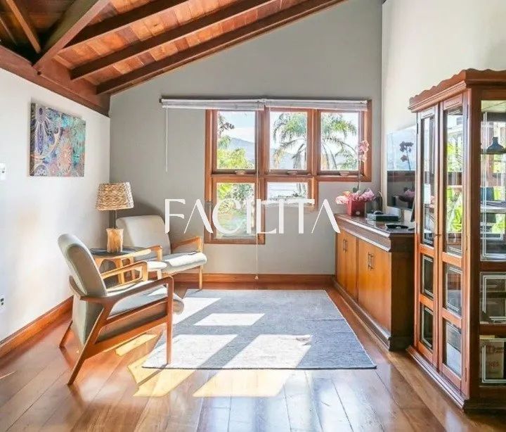 Casa com 4 quartos no bairro Lagoa da Conceição, Florianópolis. - Foto 2