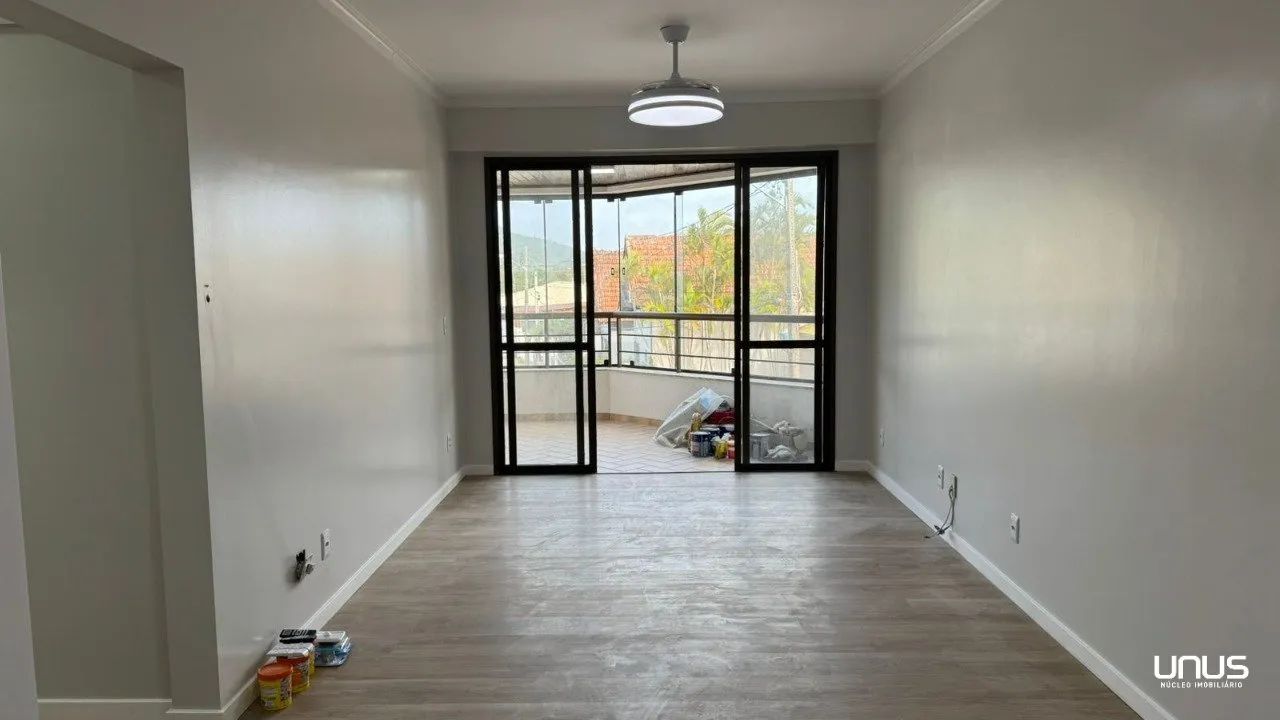 Apartamento de 2 quartos sendo 1 suíte em Florianópolis - Foto 2