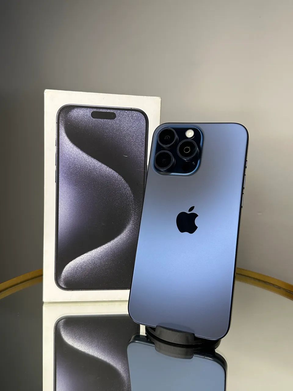 iPhone 15 Pro Max 256gb azul semi novo!!