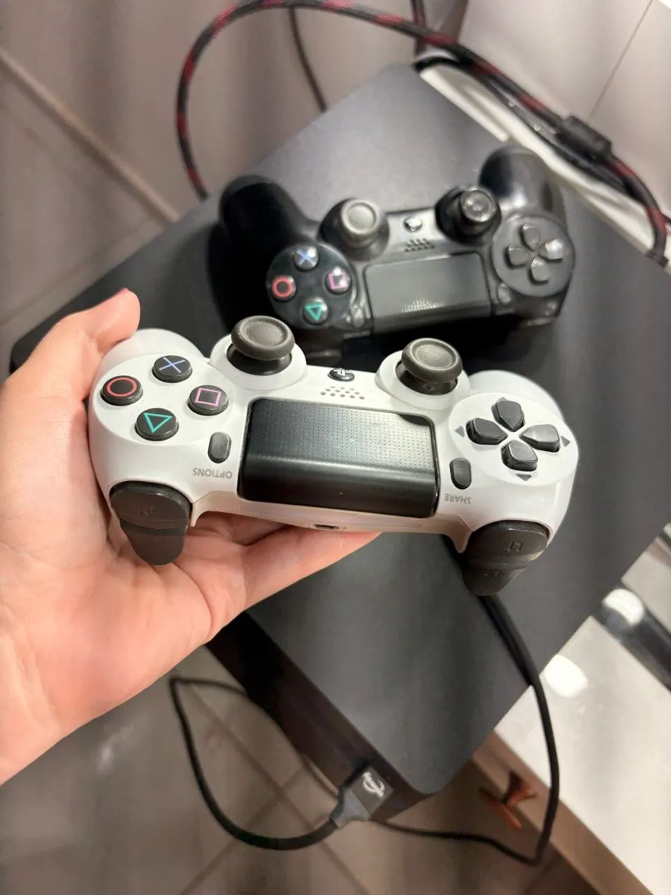 PlayStation 4 slim 1TB - Foto 2