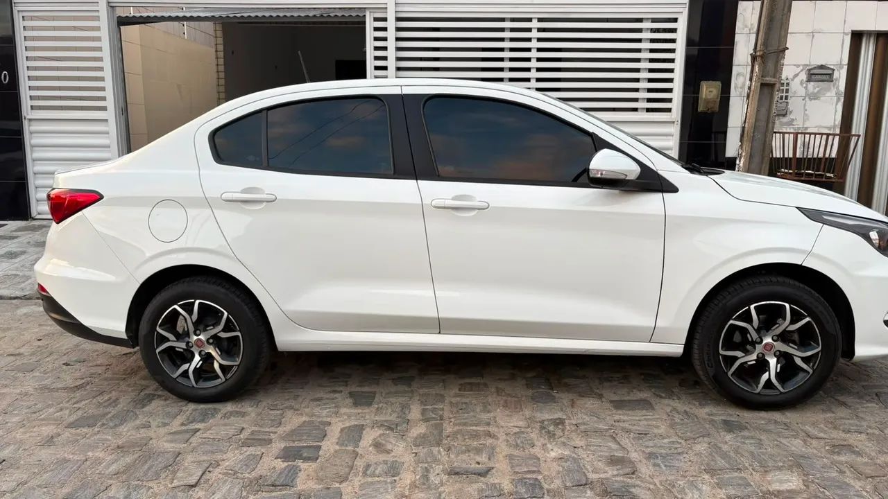 Fiat Cronos Drive 1.3 8V Flex 2021 - Foto 5