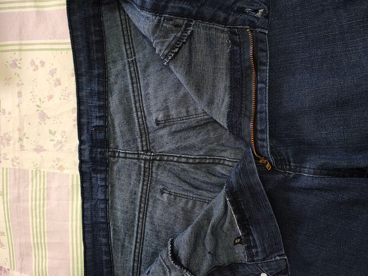 Calça jeans feminina número 48 - Foto 4
