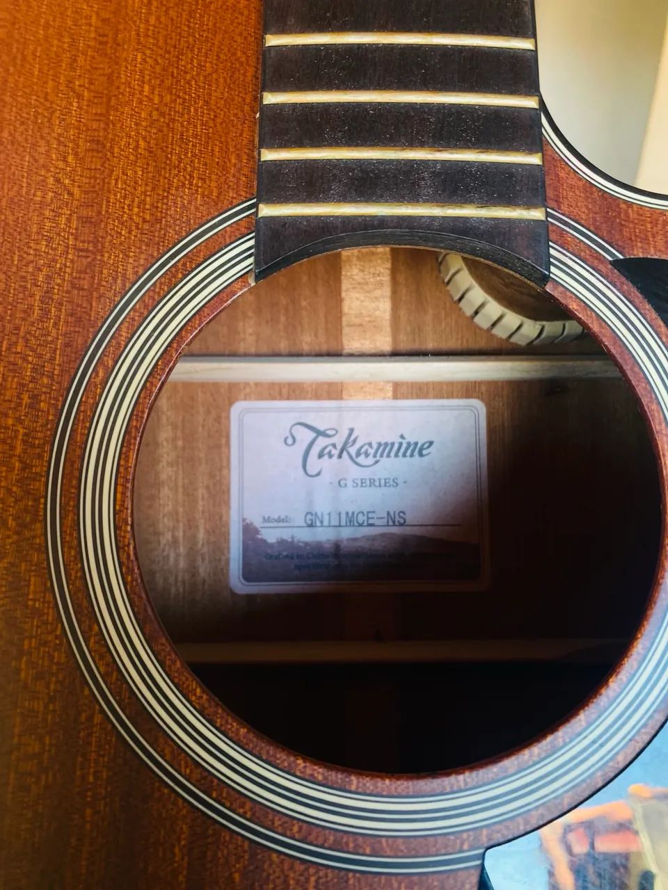 Vendo Violão Takamine GN11 com Case - Foto 3