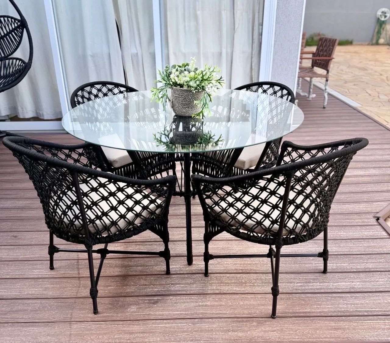 Mesa de área externa jantar vidro temperado poltronas com corda nautica - Foto 2