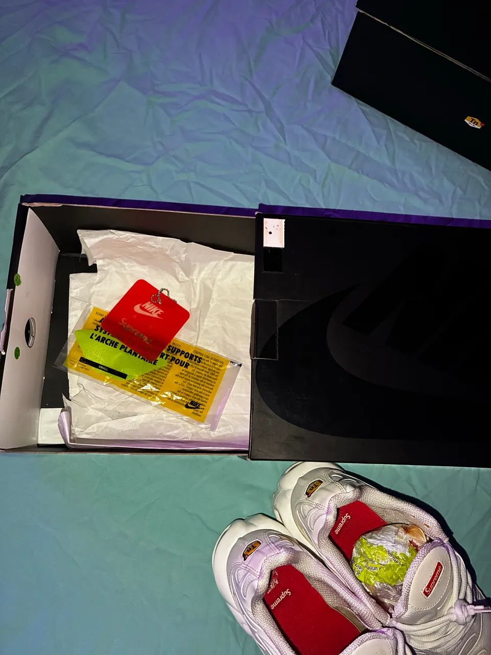 Nike air max plus x supreme  - Foto 3