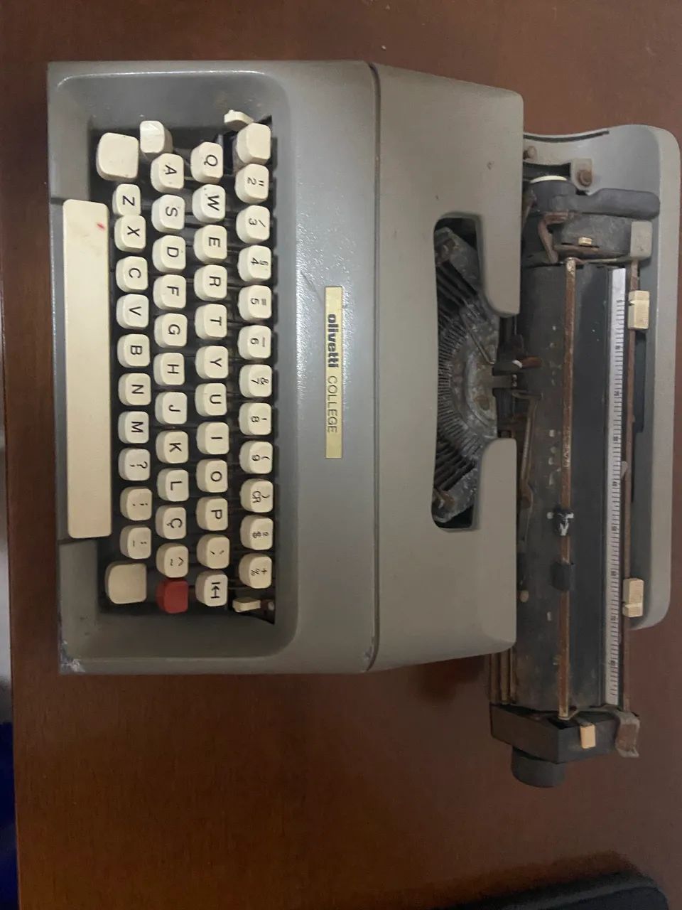 Máquina de escrever para restaurar