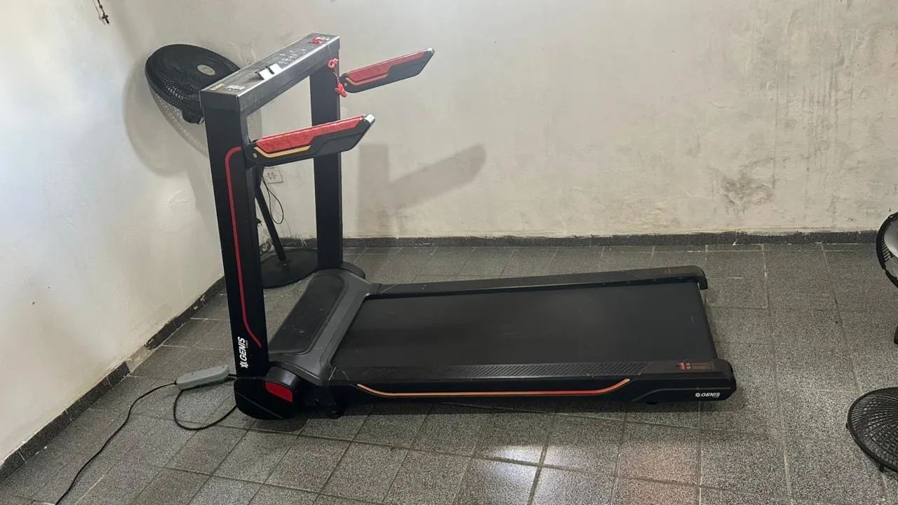 ESTEIRA GENIS GT 1000