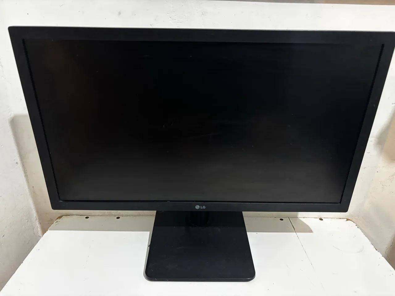 Monitor LG 22MP410
