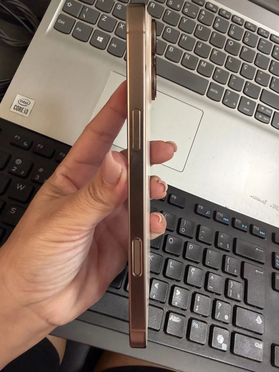 iPhone 16 pro Max  - Foto 3