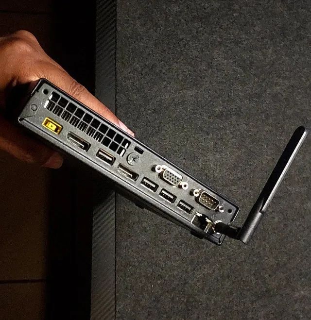 Lenovo ThinkCentre Tiny - Core i5 | 8 GB RAM | 256 SSD - Foto 2