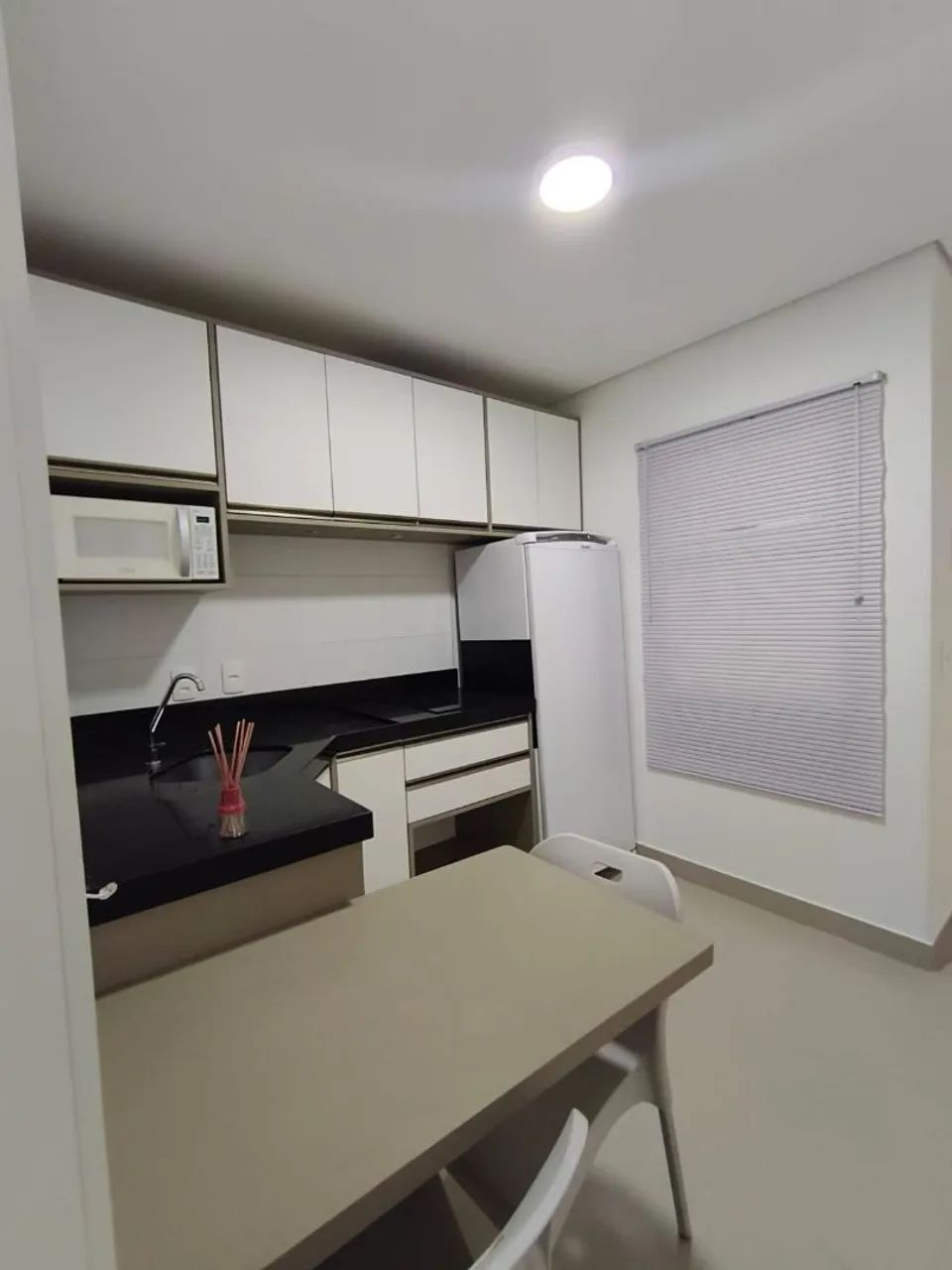 Apto 01 dormitório 02 Locação Anual Direto com Proprietário Apartamento 80 metros do Mar - Foto 5