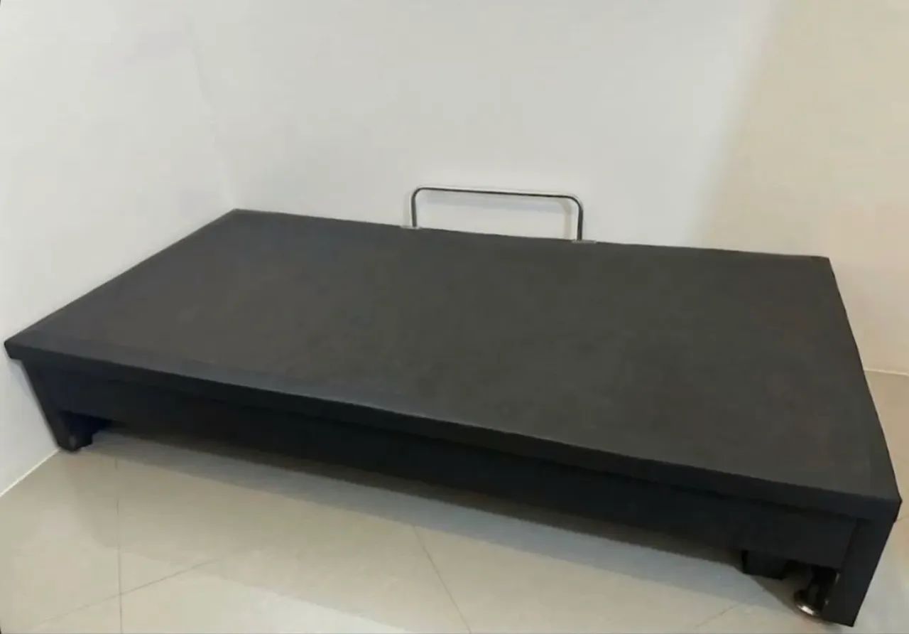 Cama Ortobom com bau +colchão em excelente estado