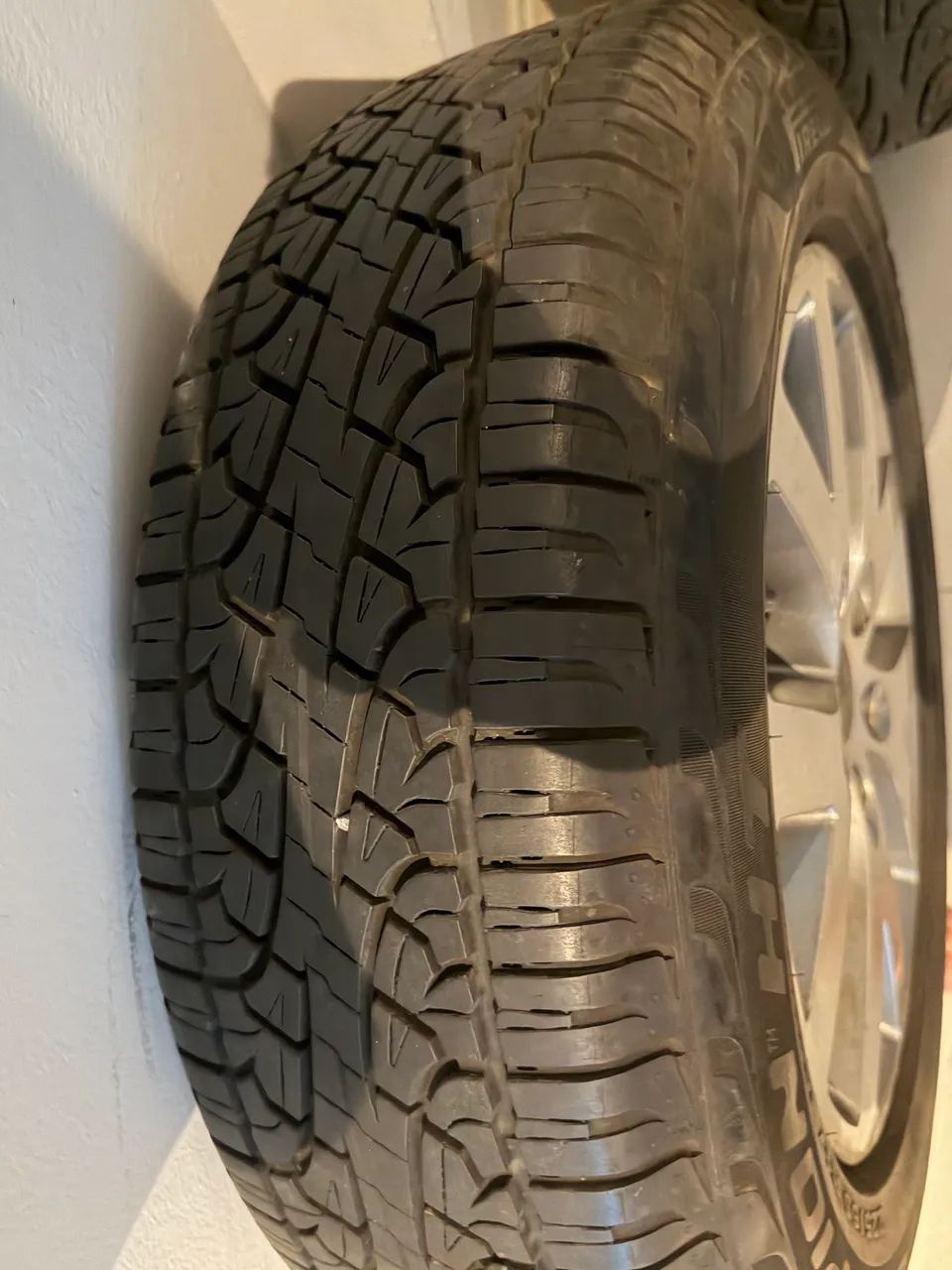 Jogo de rodas aro 17, Mitsubishi TR4 - Foto 5