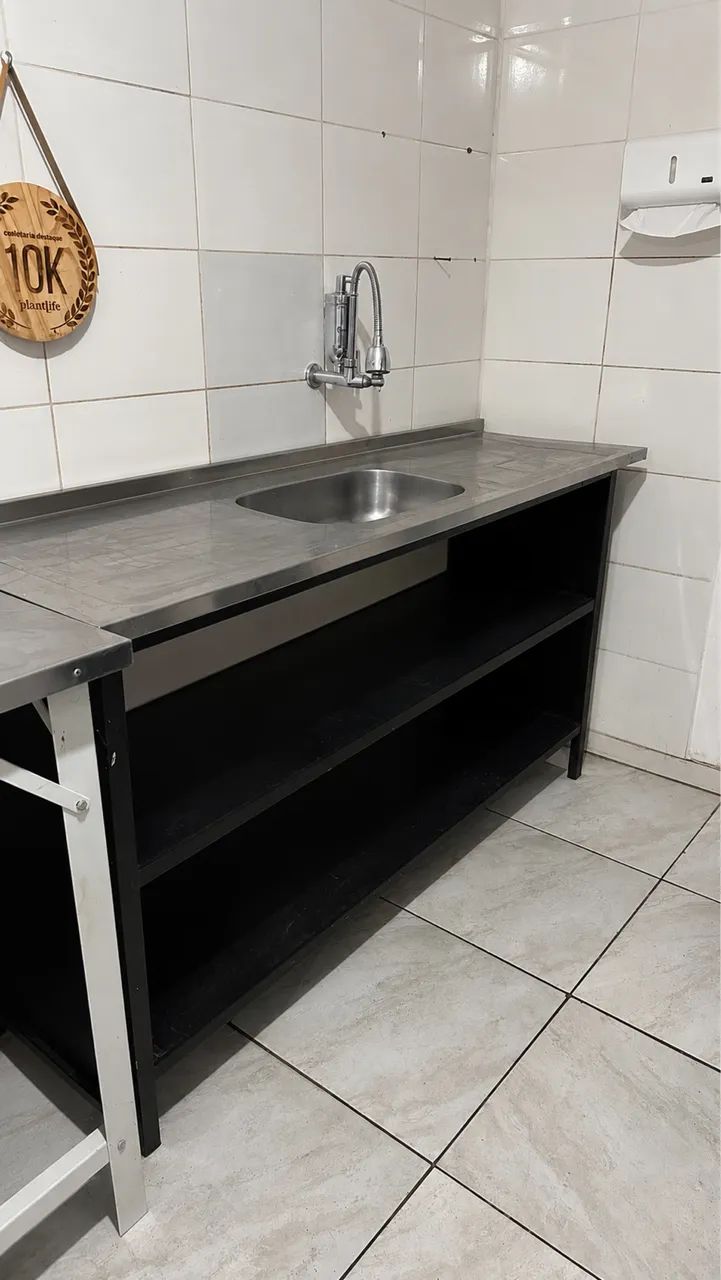 Vende-se pia de inox 