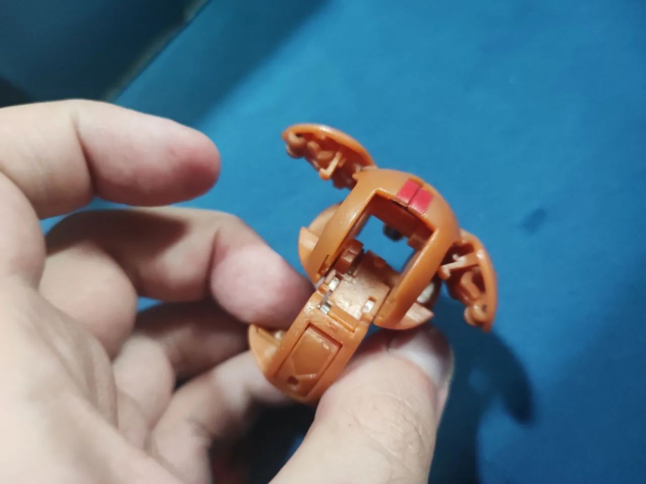 Bakugan parte do hélios  - Foto 2