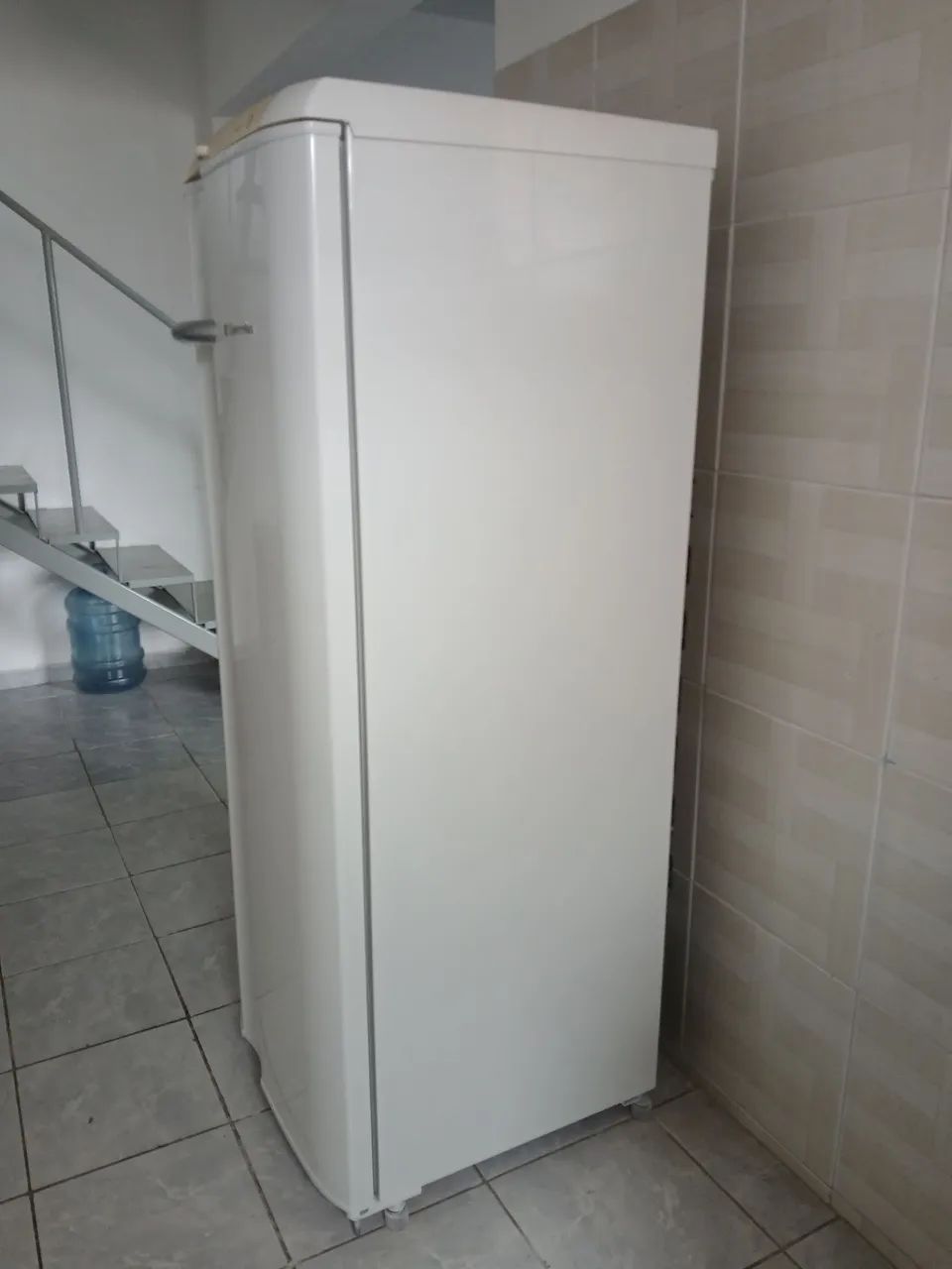 Geladeira em excelente estado de conservação  - Foto 2