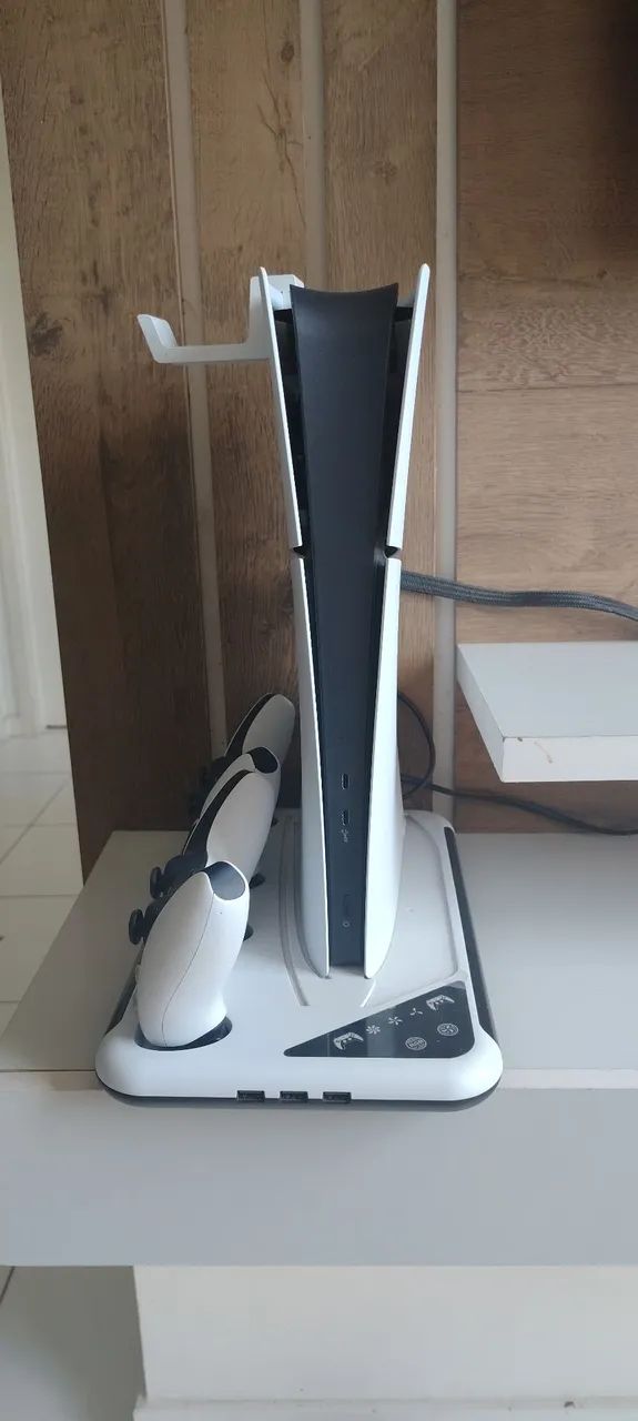 PS5 Slim com 02 controles e Base Carregadora - Foto 5
