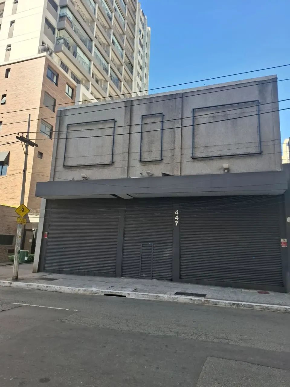 Loja na Rua Major Sertório, 447  800 m²