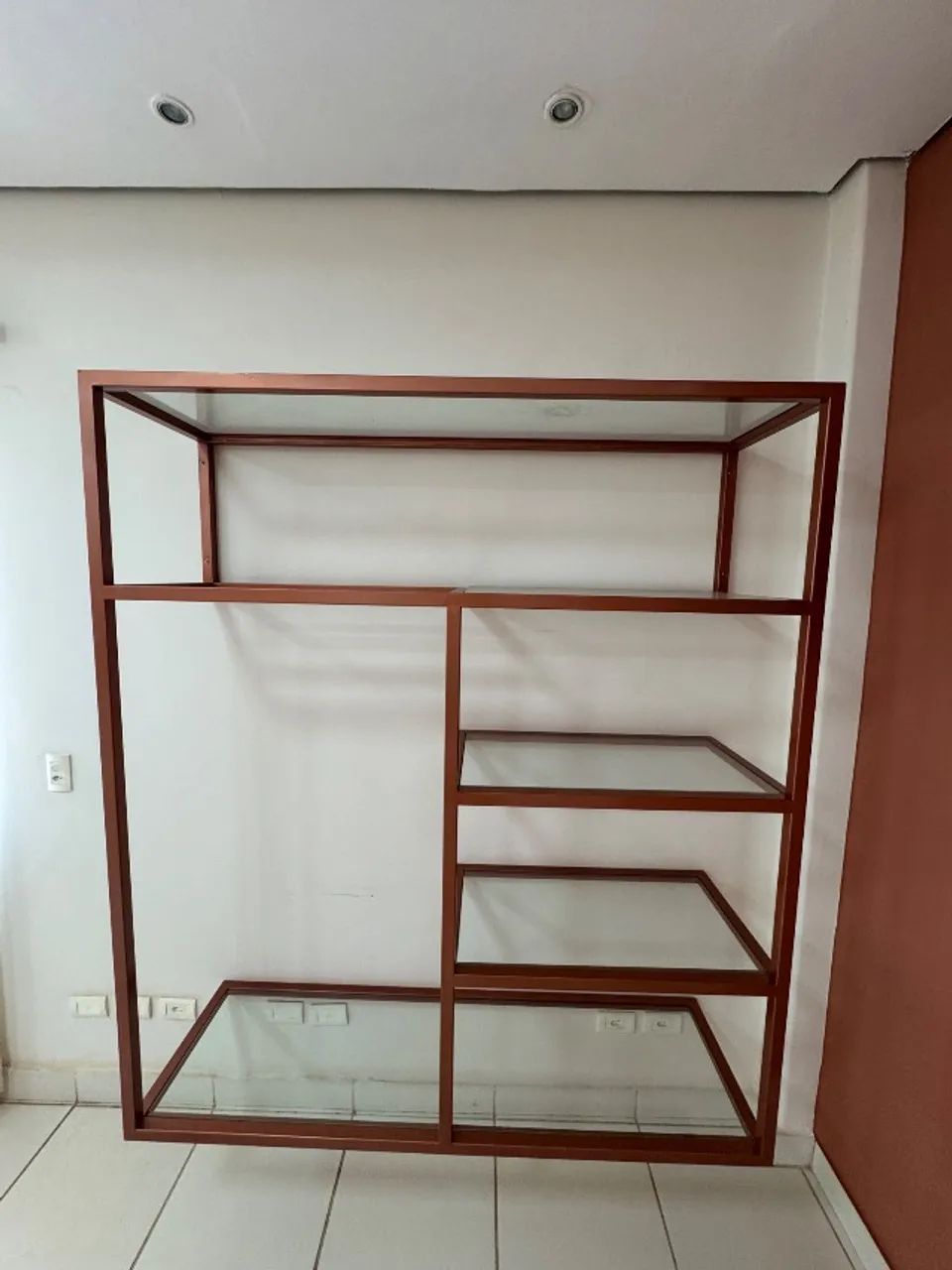 Estante de aço com vidros - Foto 3