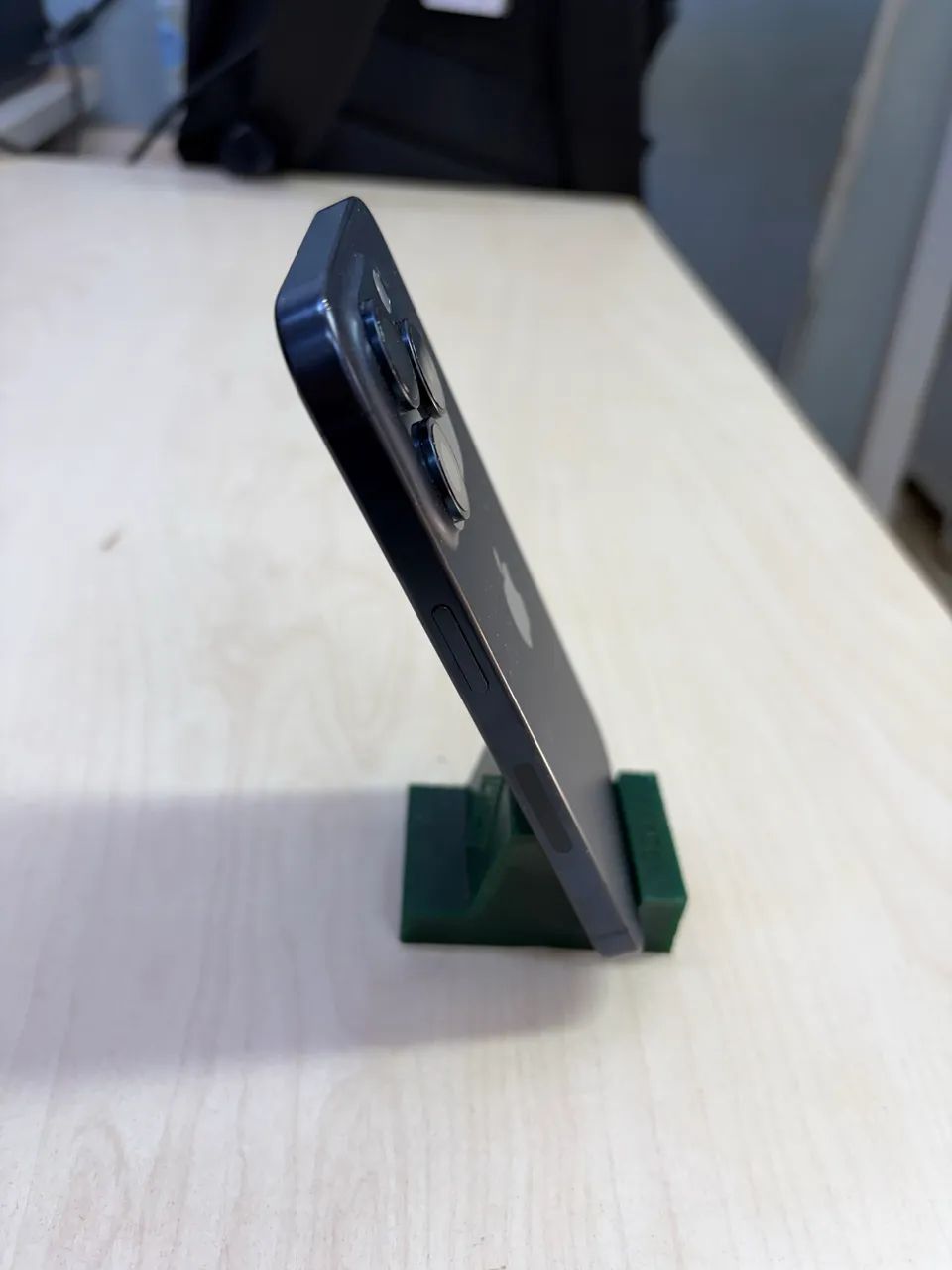 iPhone 15 Pro - 256GB - Foto 2