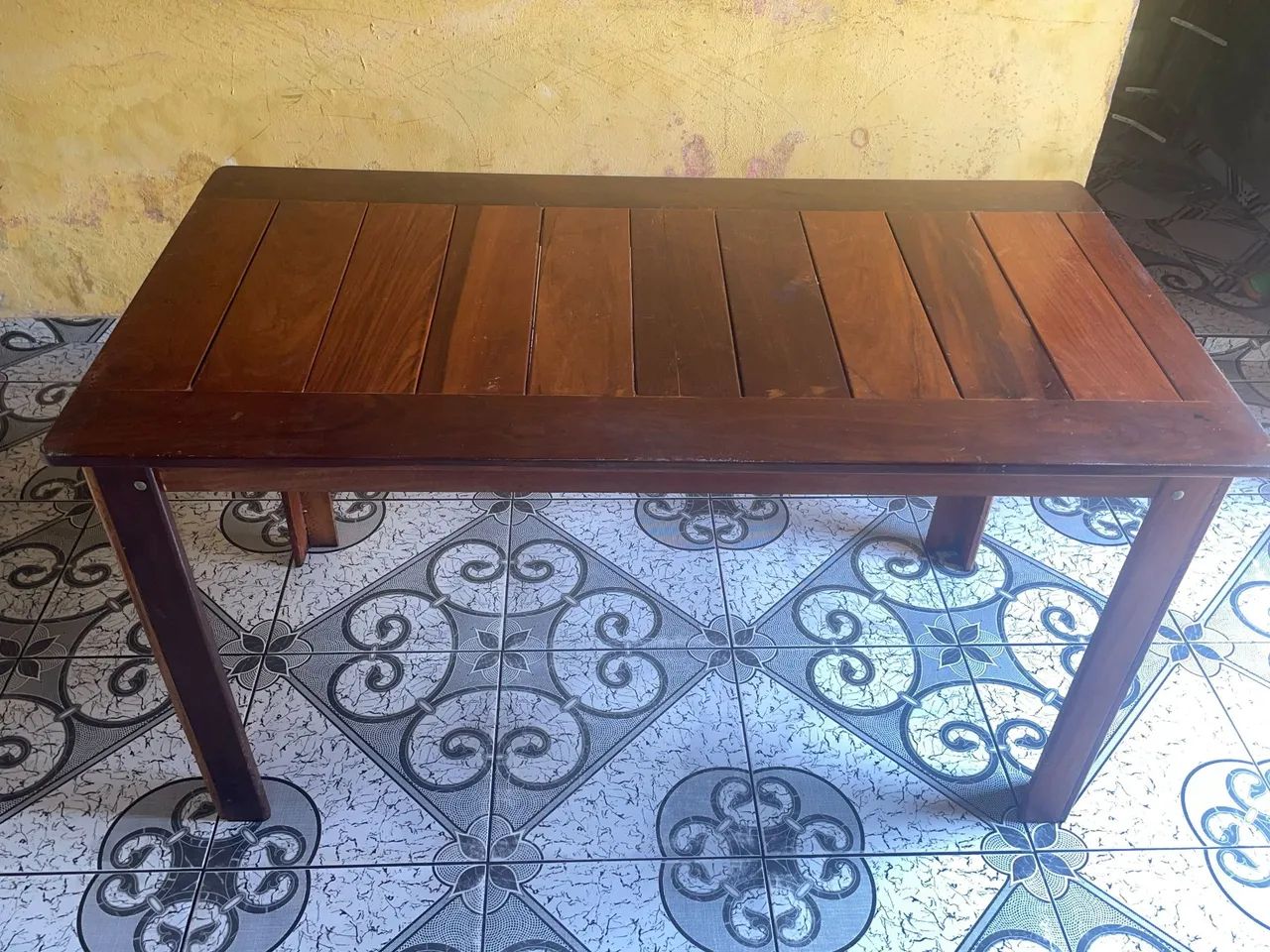 Mesa com cadeiras - Foto 2