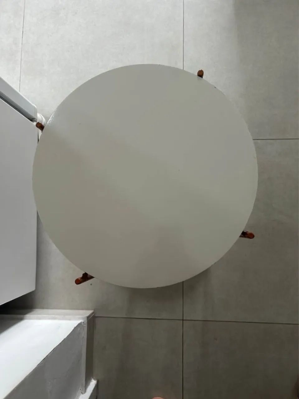 Mesa Apoio Lateral off white e Pés Ferro Bronze - Foto 3