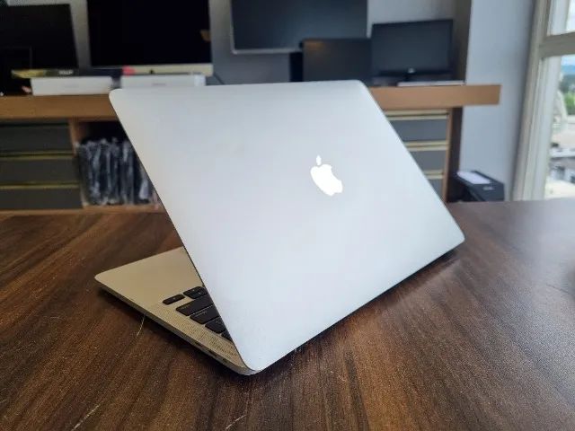 Apple MacBook Pro 2020 TouchBar - Core i5 | 512GB SSD | Quad Core