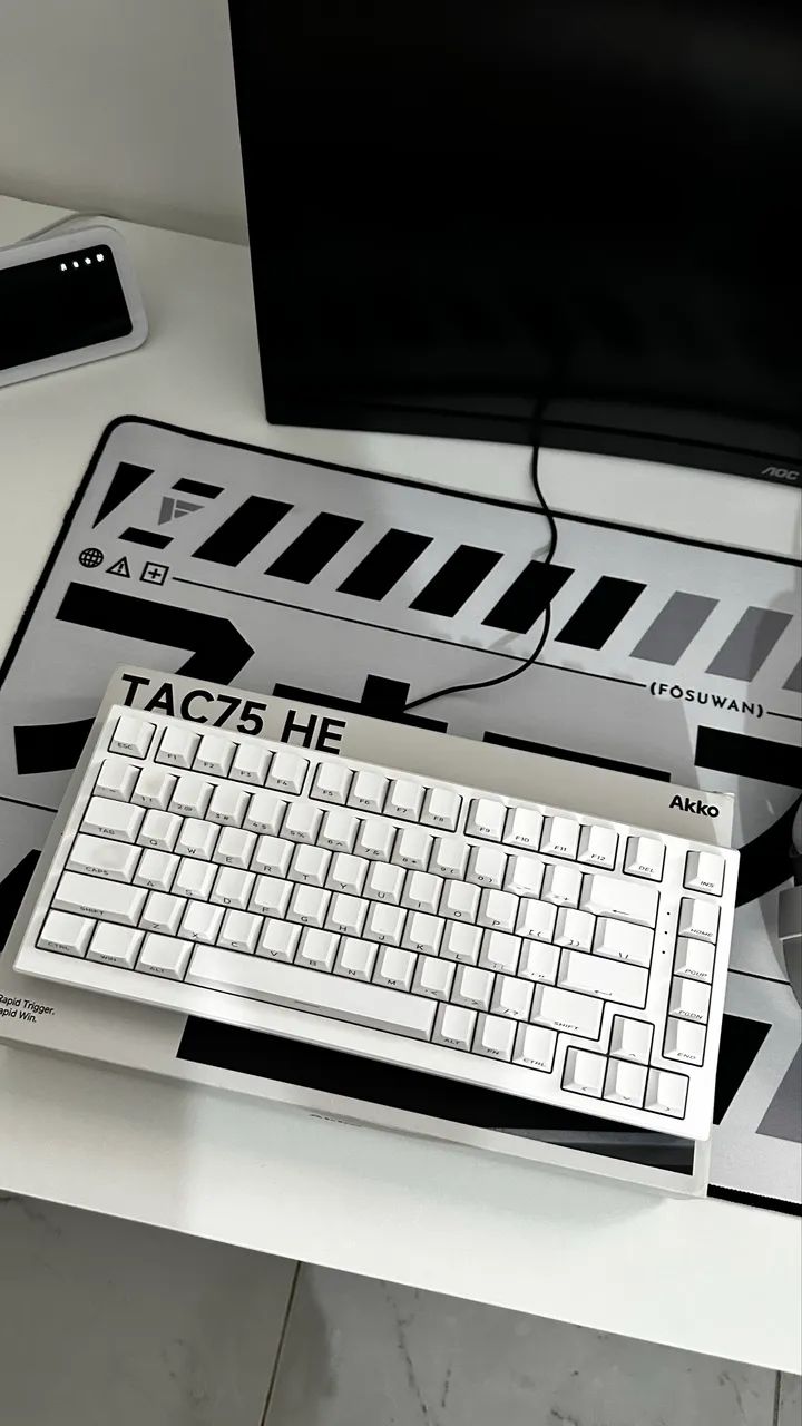 Teclado magnético AKKO TAC75 he 